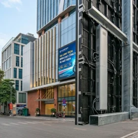 Báo giá thi công màn hình LED P4 ngoài trời trọn gói với linh kiện chính hãng